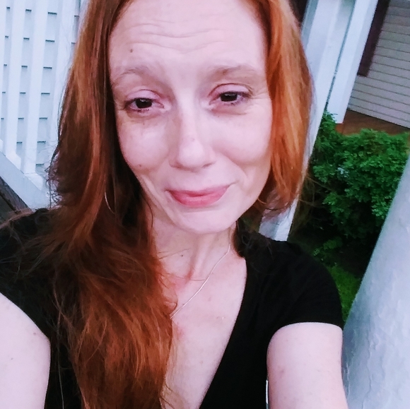 Meet your Posher, Annie - Picture 5 of 13